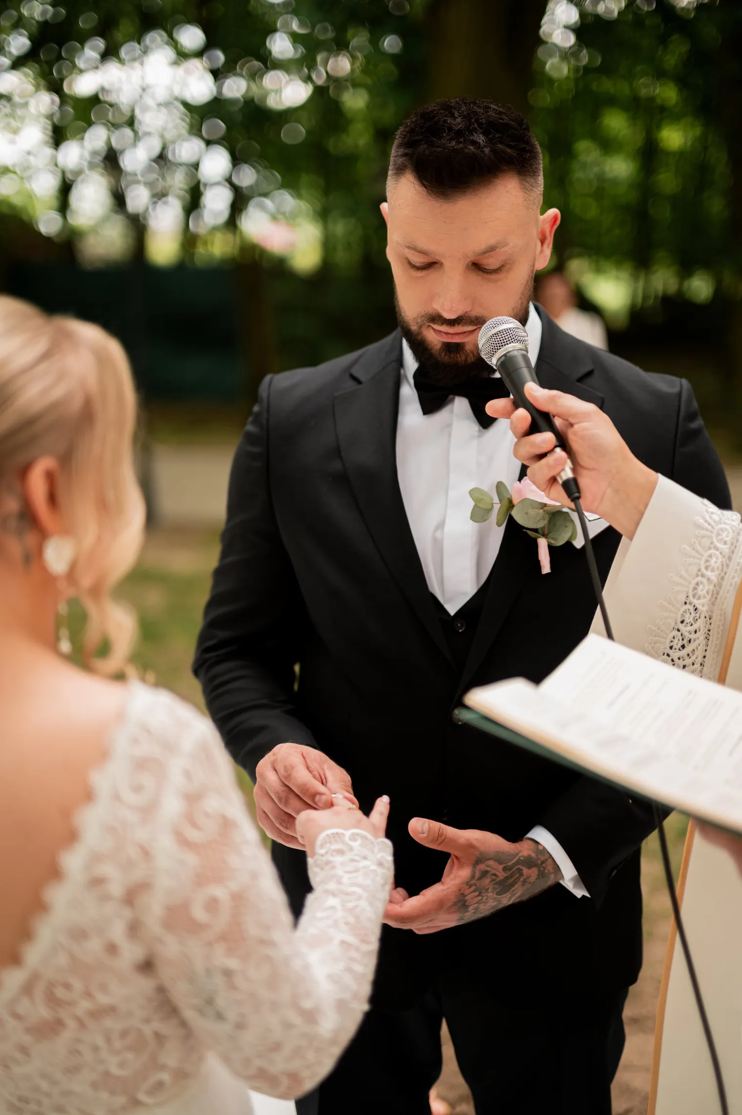 Julia i Rafał, Plenerowy kościół w Lipowym Dworze