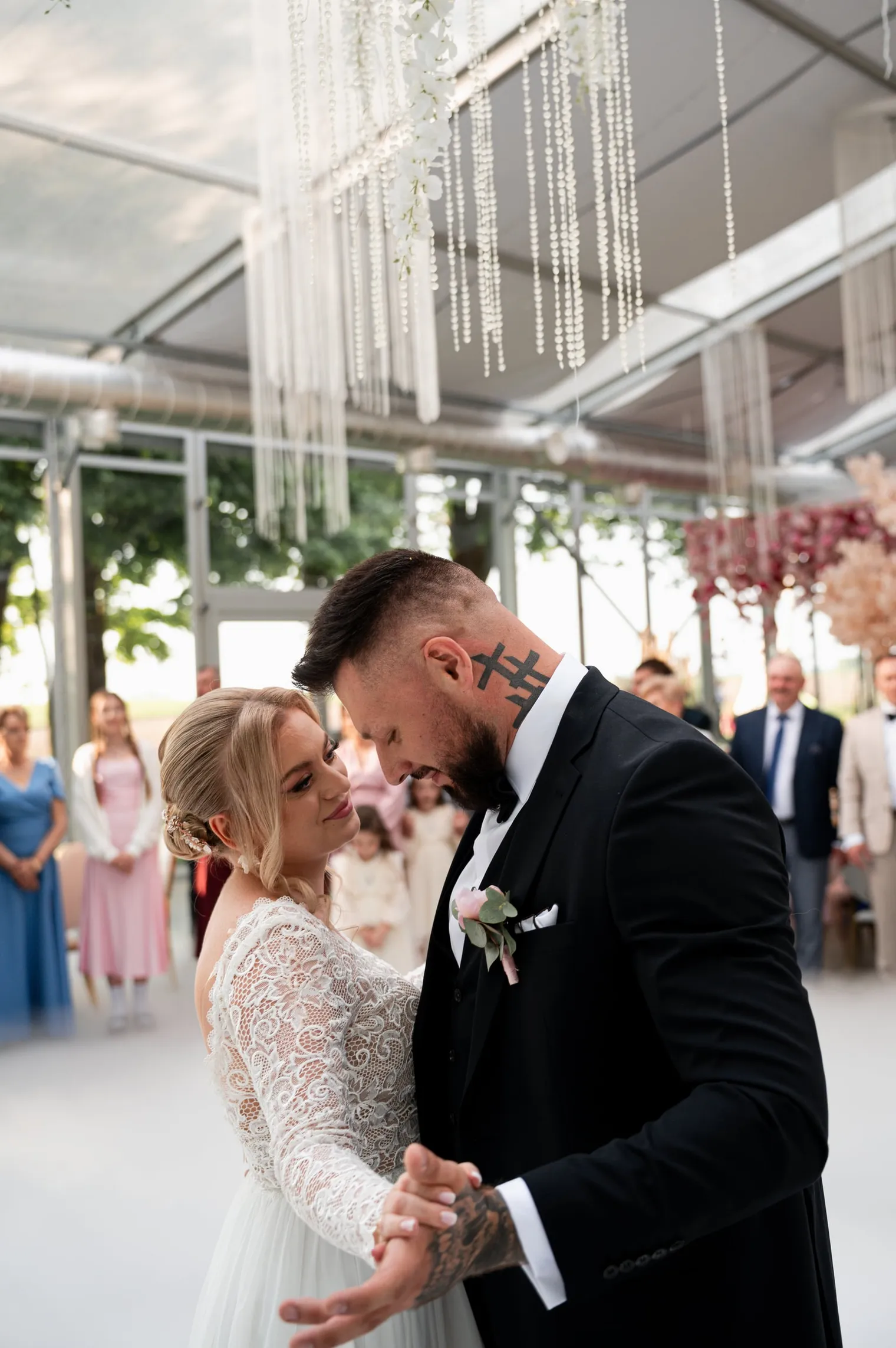 Julia i Rafał, Pierwszy taniec, wesele bez presji