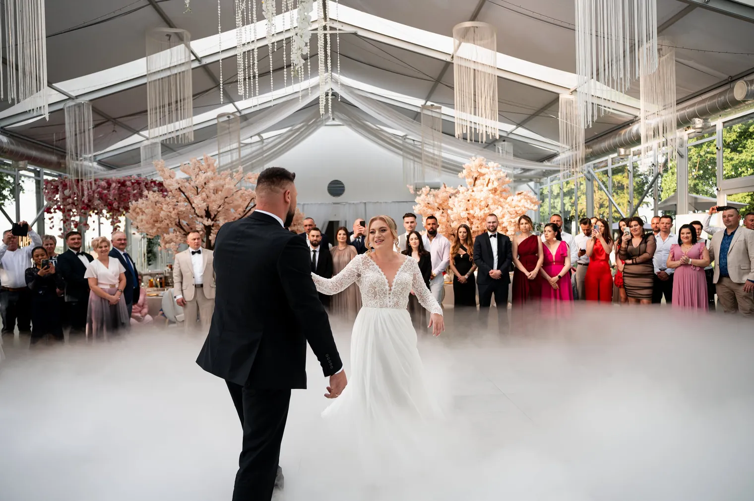 Julia i Rafał, Pierwszy taniec, wesele bez presji