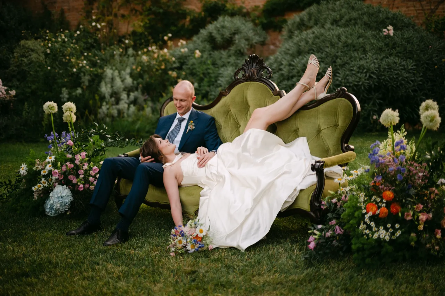 Kinga i Mateusz, Zielona sofa i złota godzina