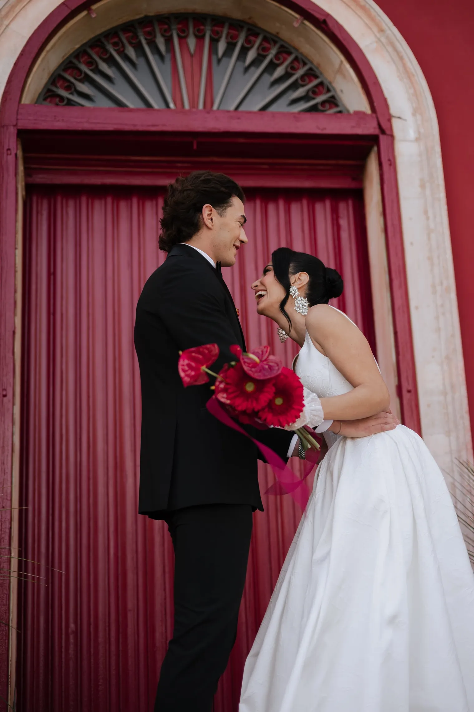 Silvia i Marco, First look pod czerwonymi drzwiami
